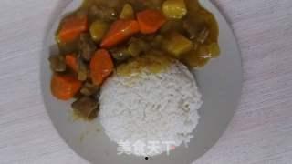 牛肉咖喱饭的做法视频,一学就会！牛肉咖喱饭制作教程